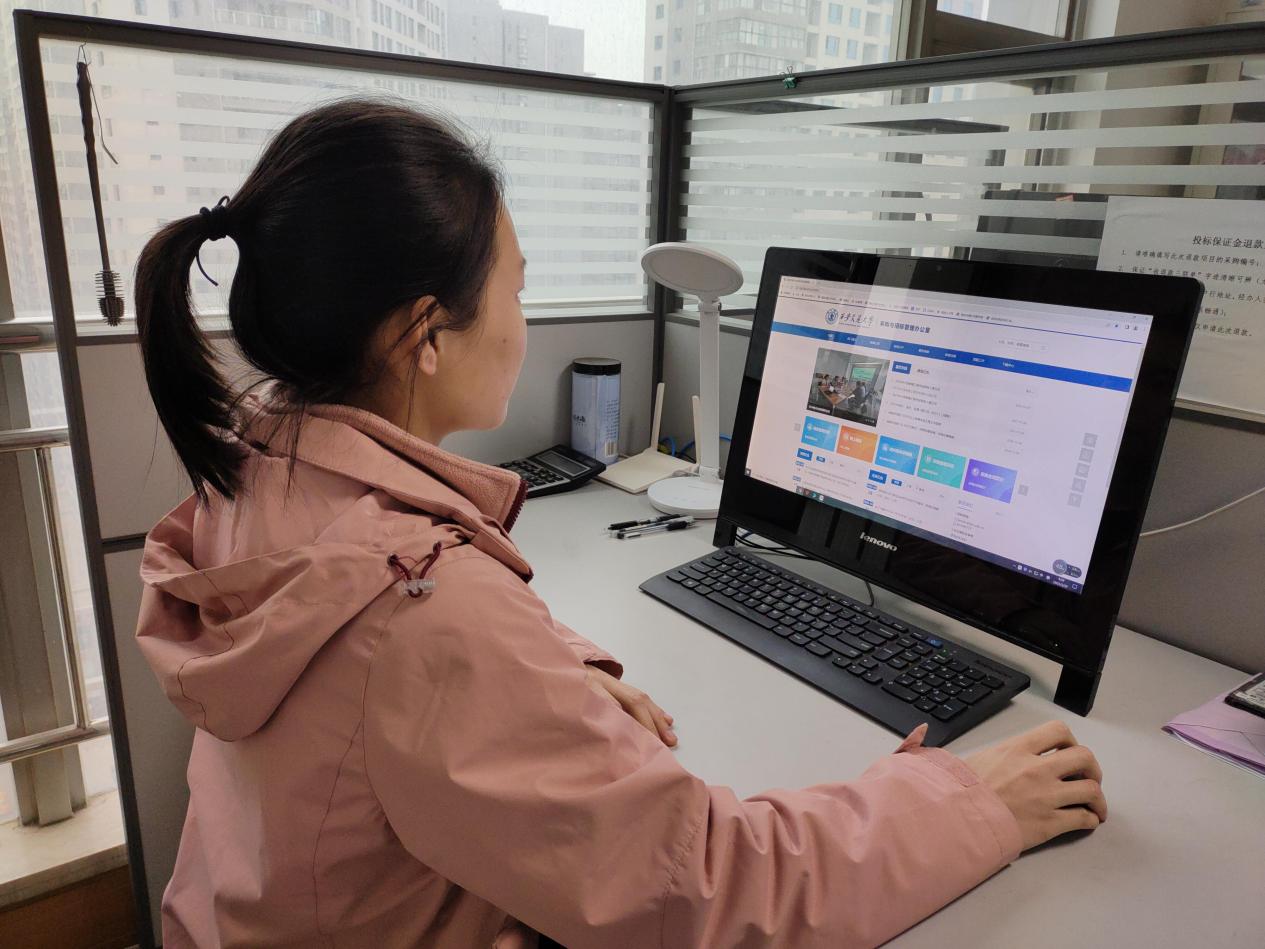 b347e42417419d74caaea6e2a350082